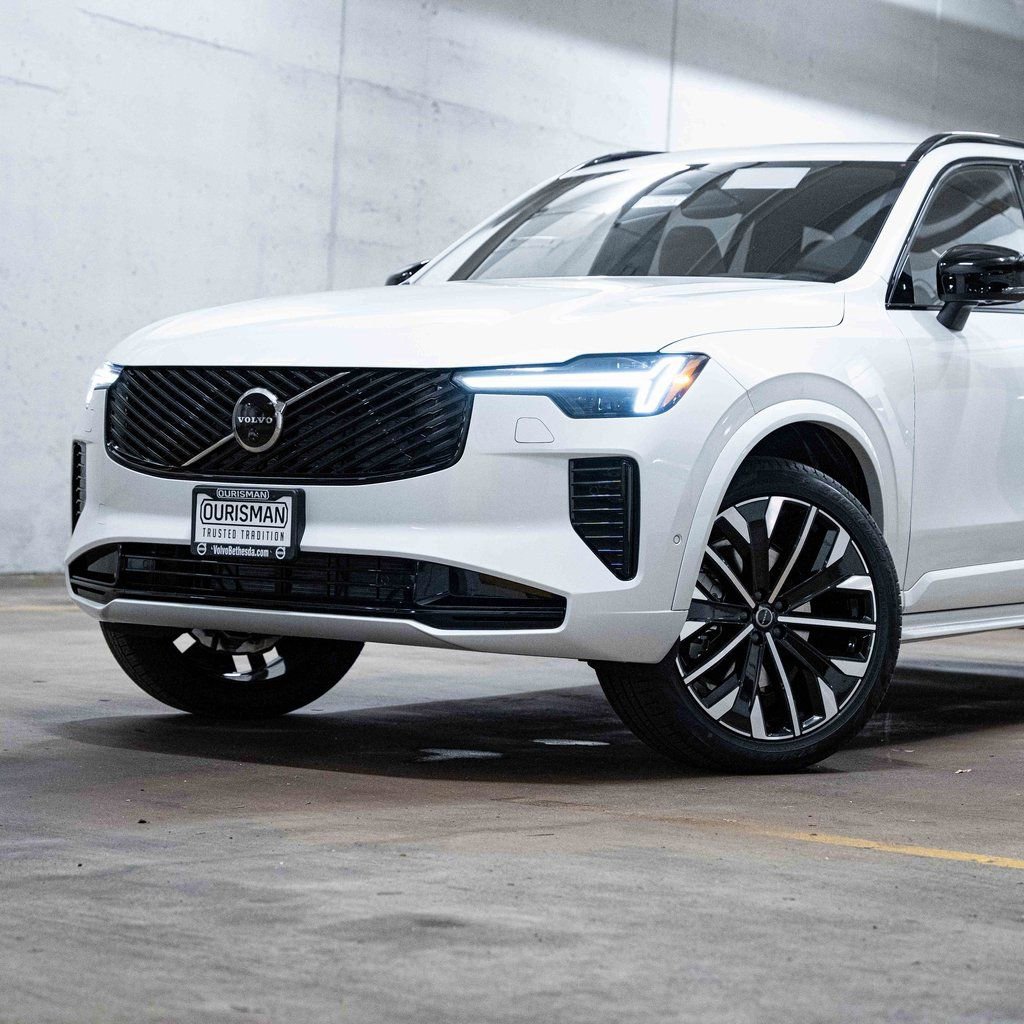 New 2026 Volvo XC90 B6 Ultra AWD/4WD image 2