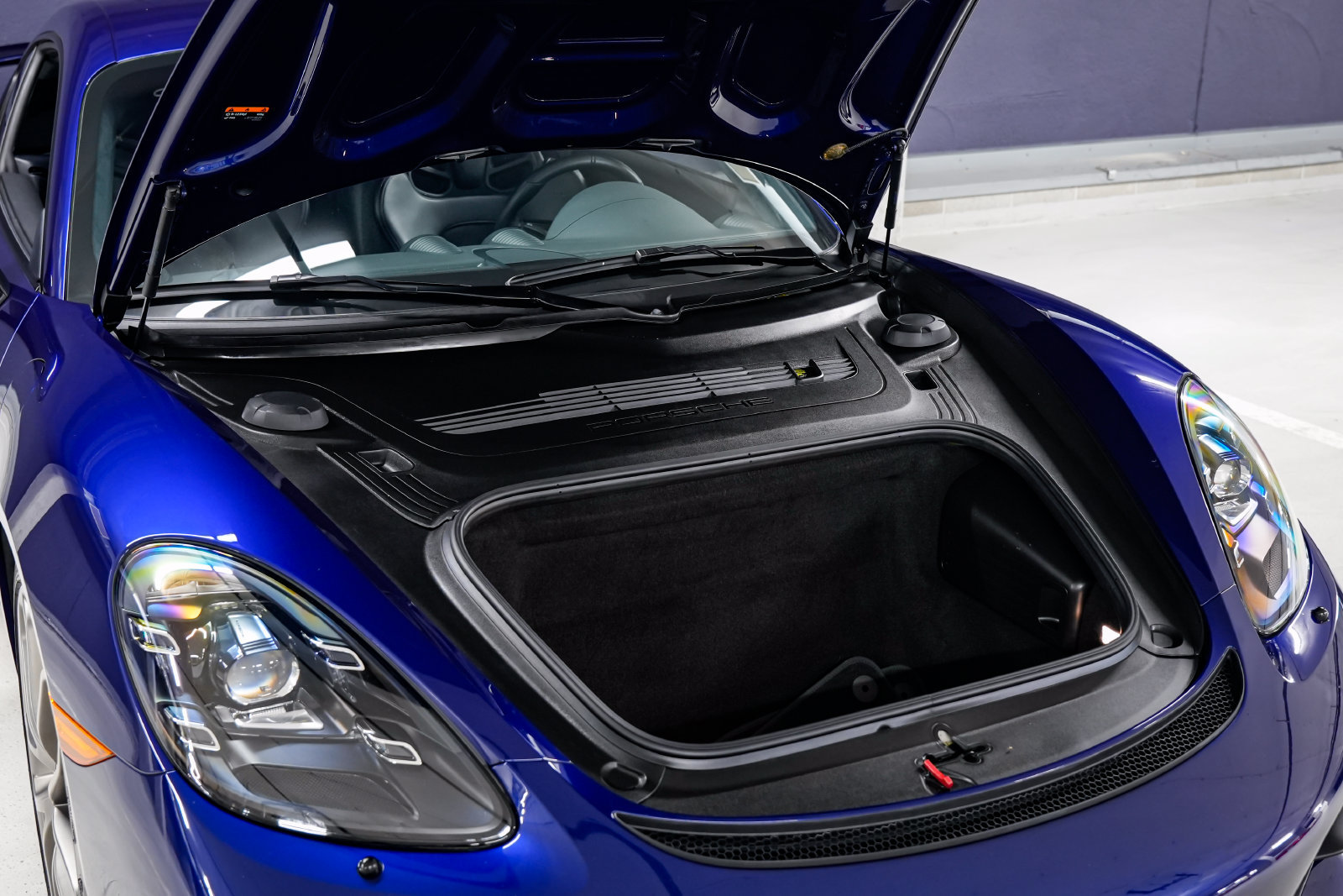 Used 2020 Porsche 718 Cayman GT4 RWD image 35