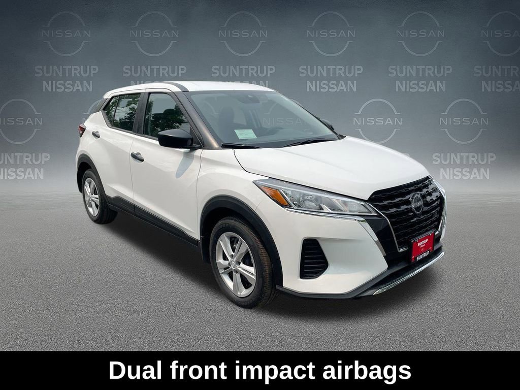 Used 2025 Nissan Kicks Play S FWD image 19