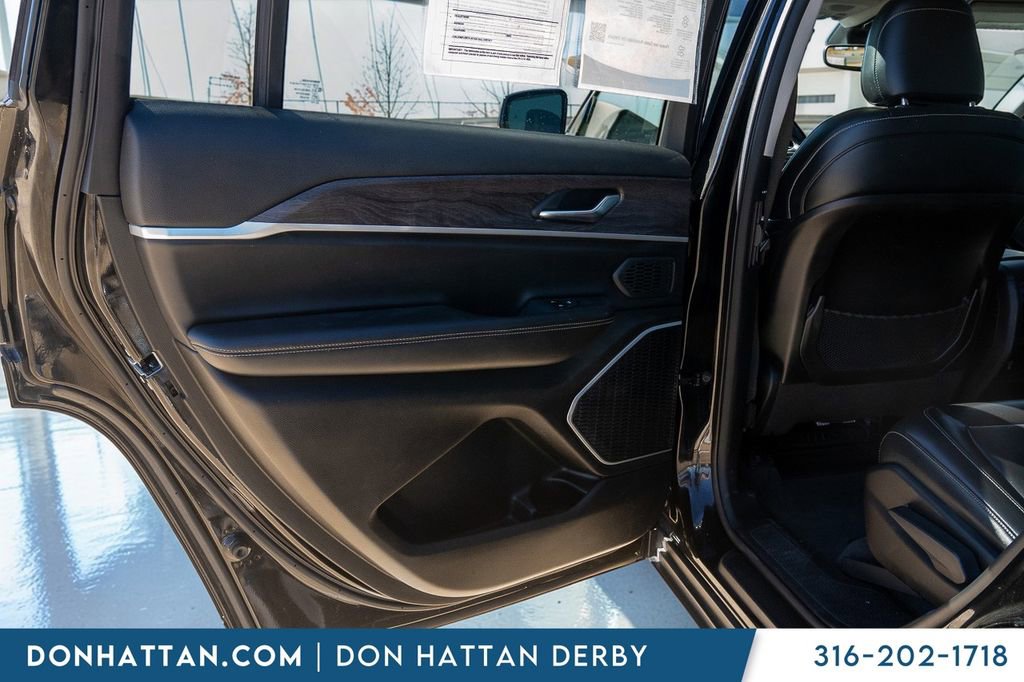 Used 2021 Jeep Grand Cherokee L Limited image 20