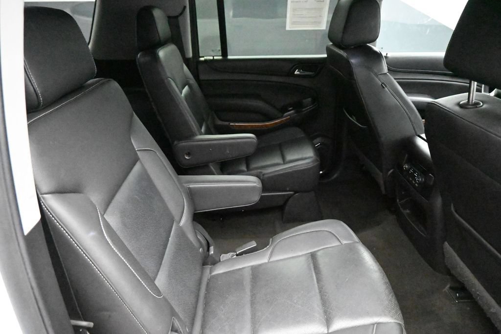 Used 2018 Chevrolet Suburban Premier RWD image 11