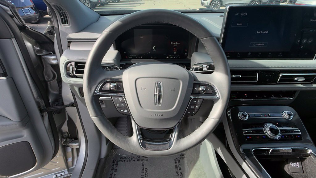 Used 2023 Lincoln Nautilus Reserve w/ Equipment Group 201A AWD/4WD image 22