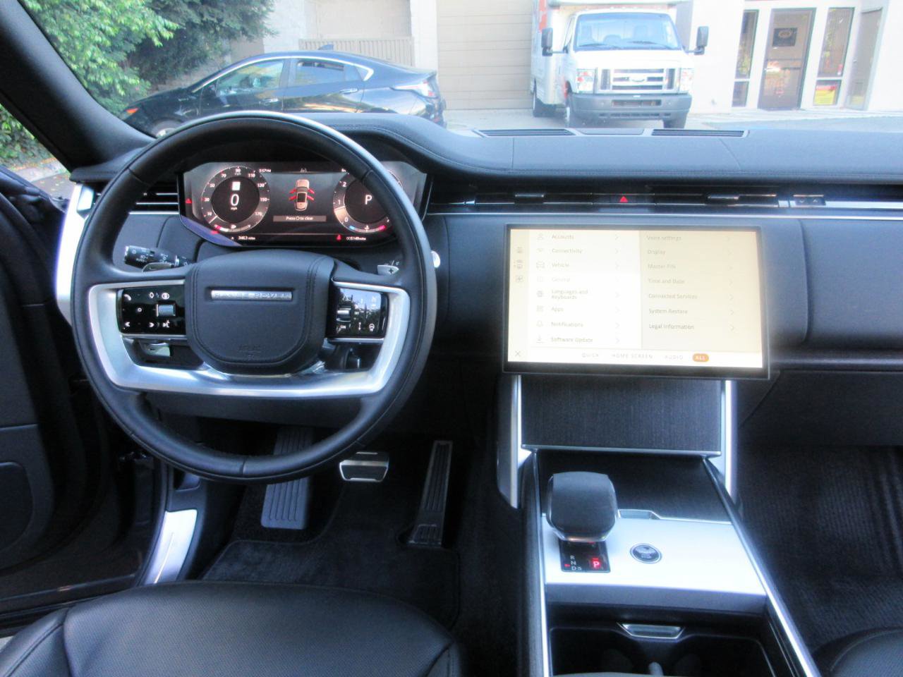 Used 2025 Land Rover Range Rover SE AWD/4WD image 52