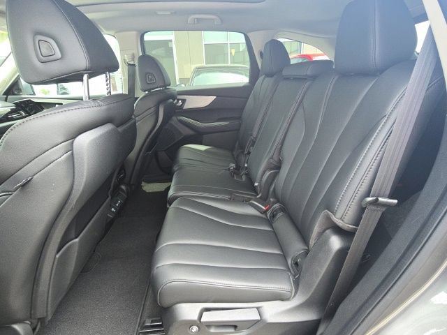 Used 2024 Acura MDX SH-AWD image 12