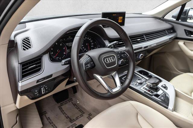 Used 2019 Audi Q7 2.0T Premium w/ Convenience Package AWD/4WD image 10