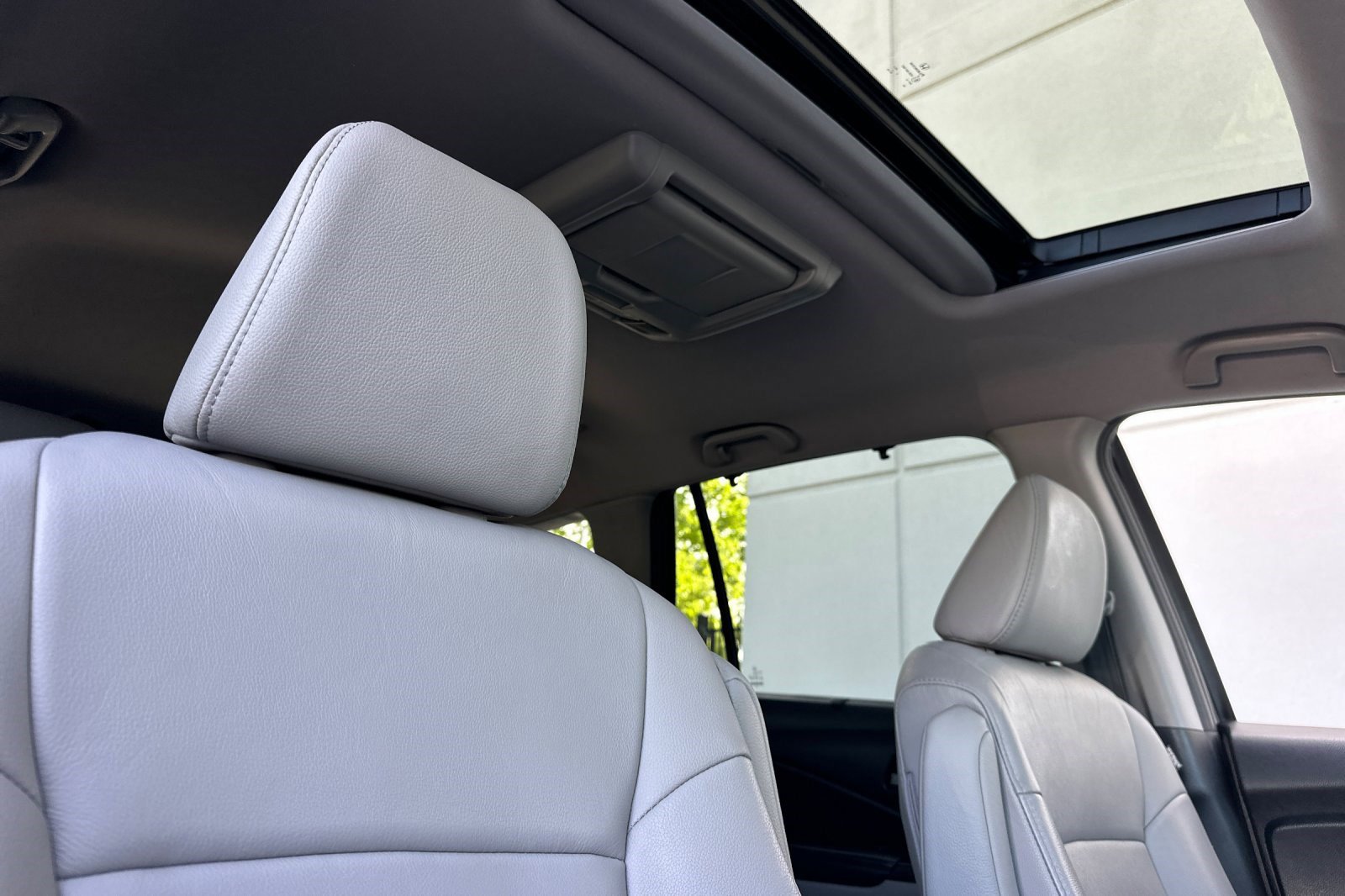Used 2017 Honda Pilot Touring image 26