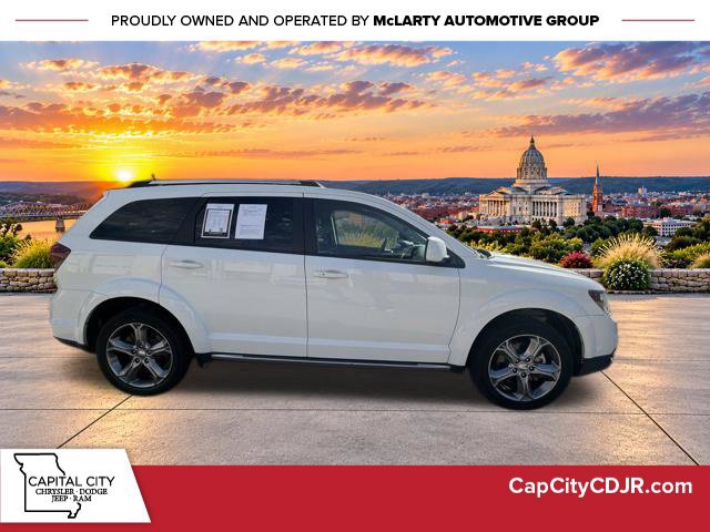 Used 2017 Dodge Journey Crossroad FWD image 2
