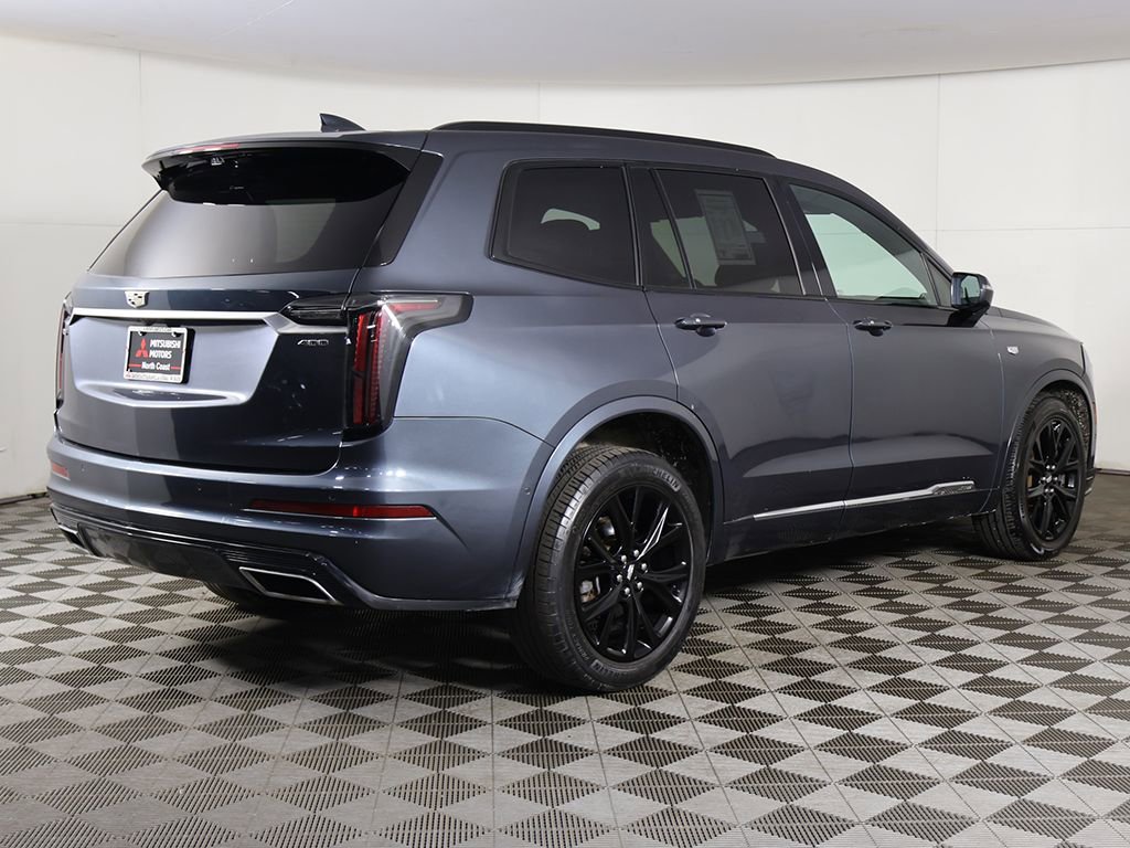 Used 2020 Cadillac XT6 Sport image 12