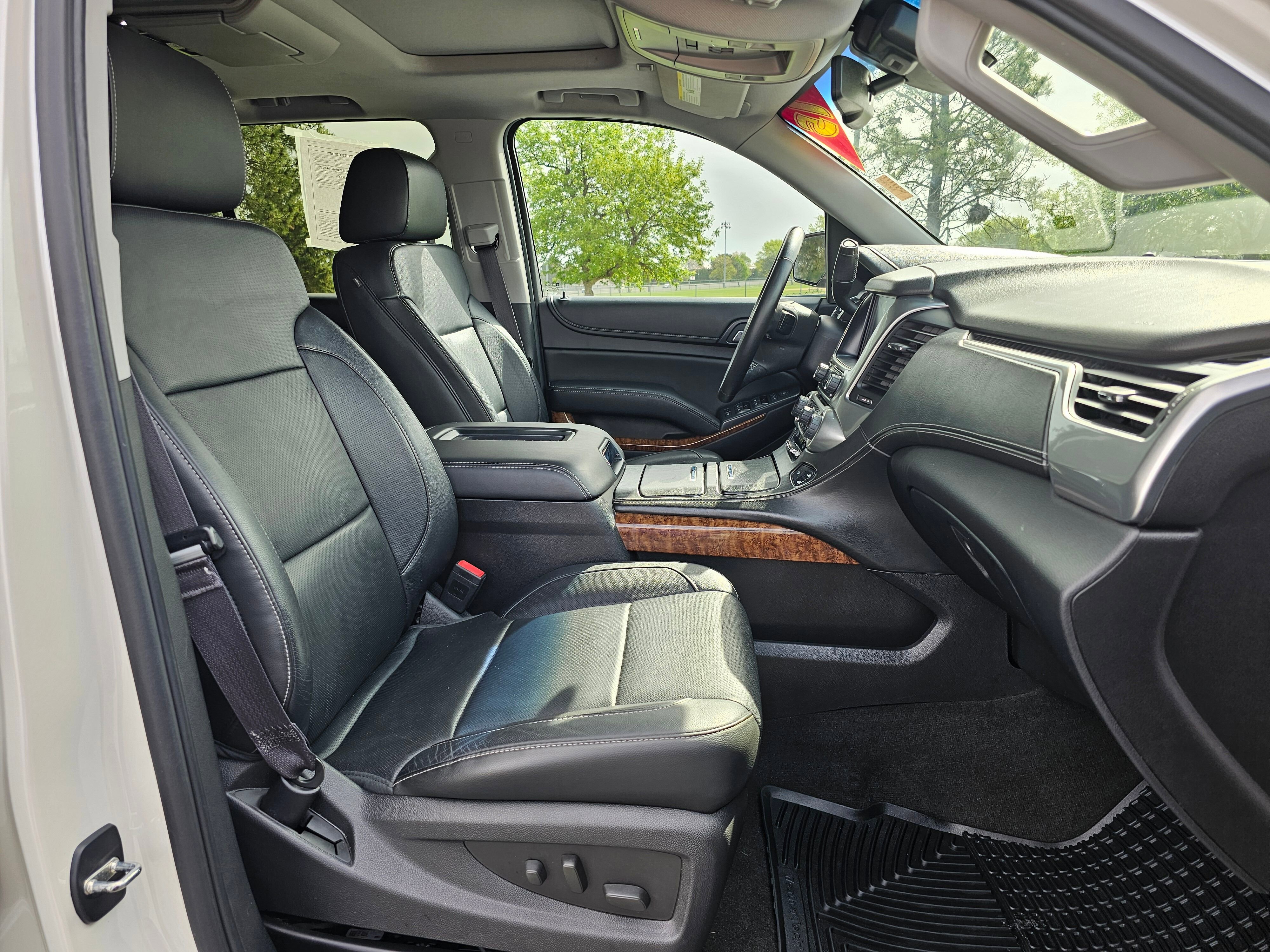 Used 2015 Chevrolet Tahoe LTZ AWD/4WD image 42
