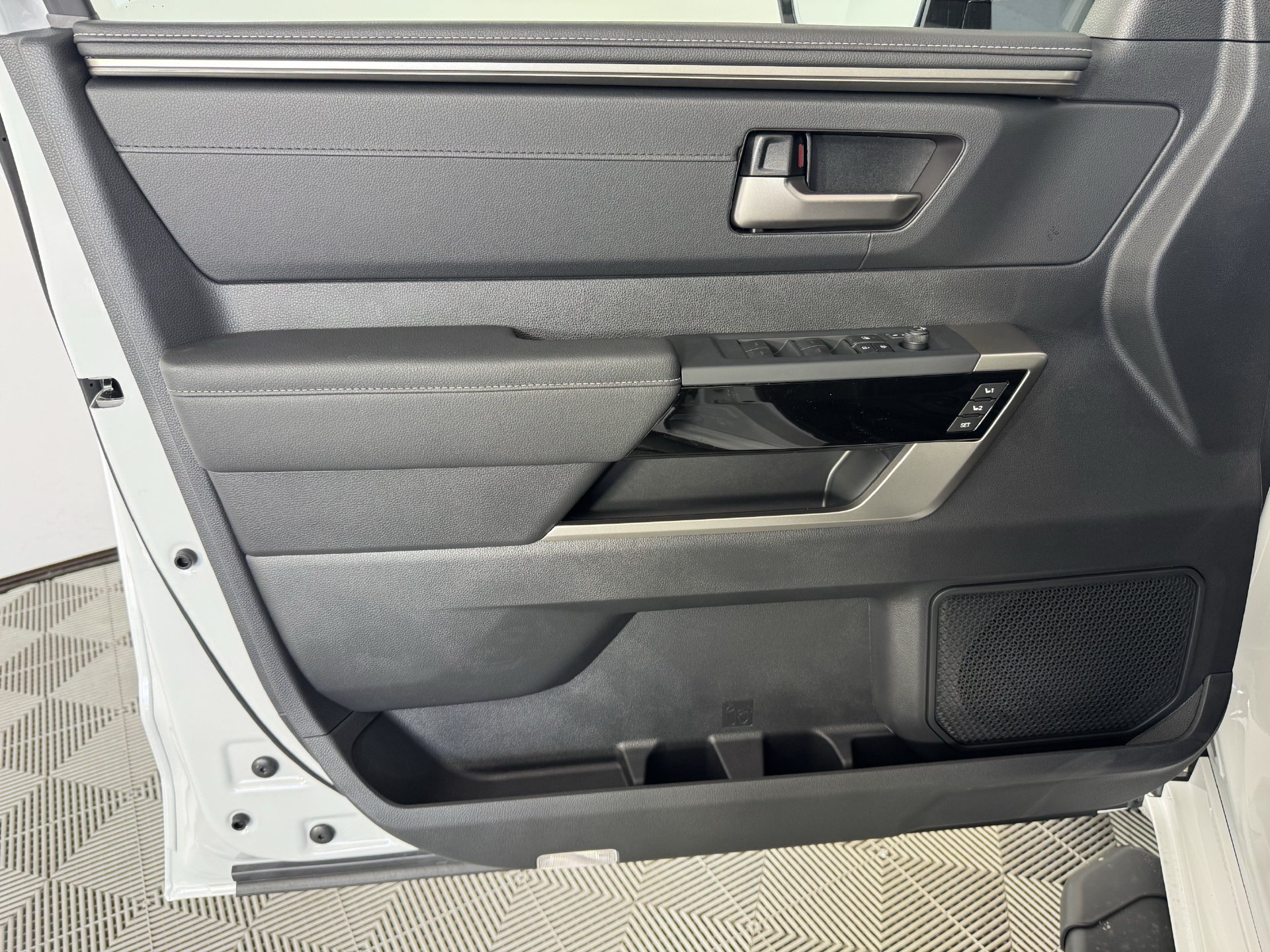 Used 2026 Toyota Tundra Limited RWD image 13