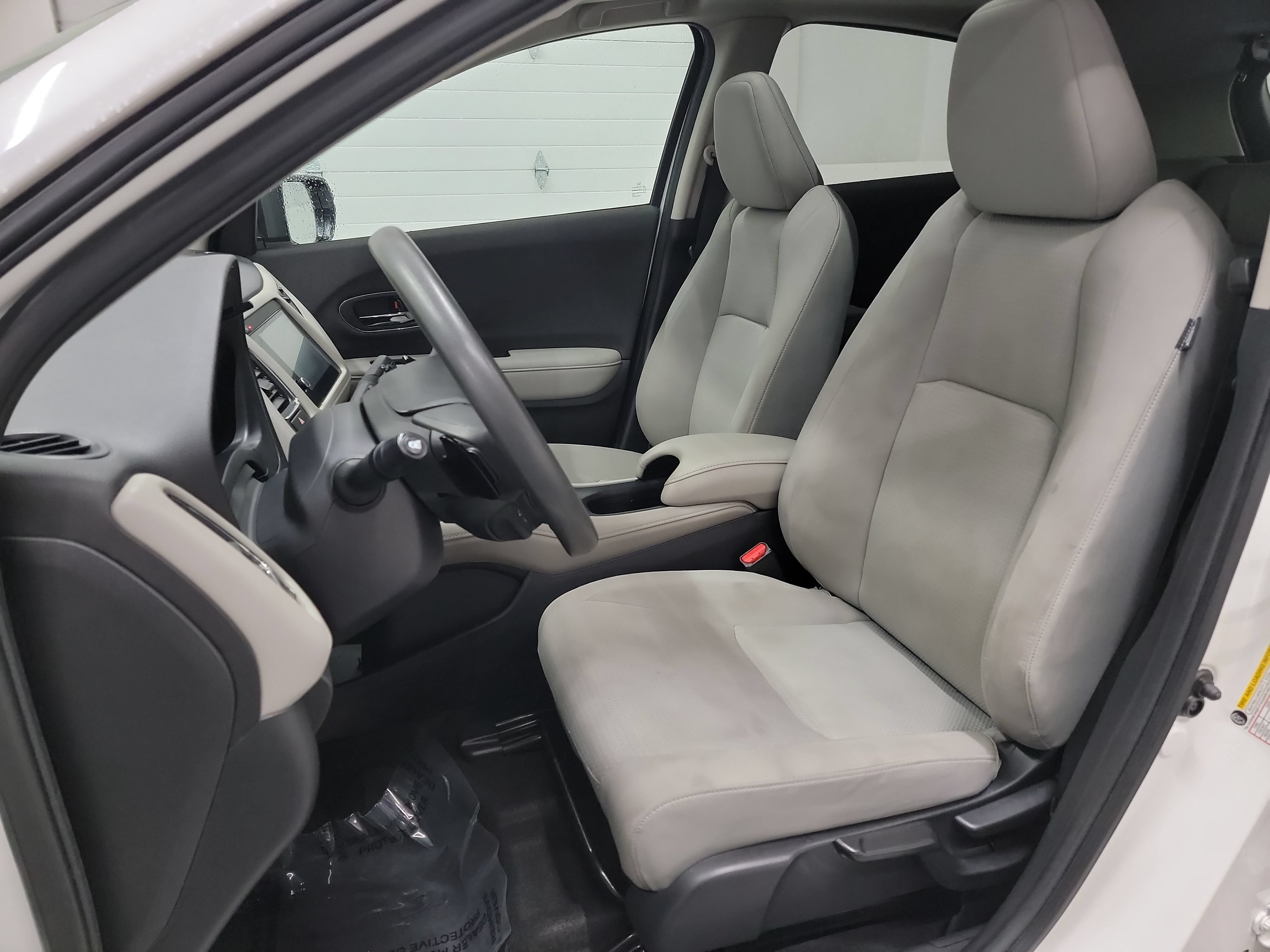 Used 2020 Honda HR-V EX image 12