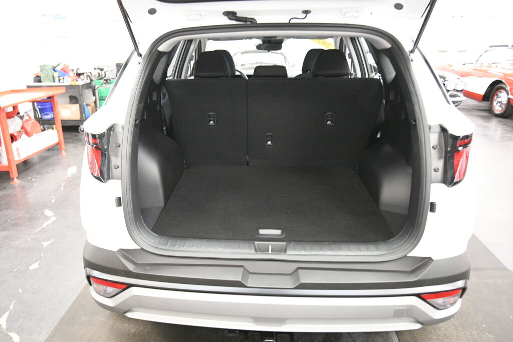 Used 2025 Hyundai Tucson SE AWD/4WD image 22