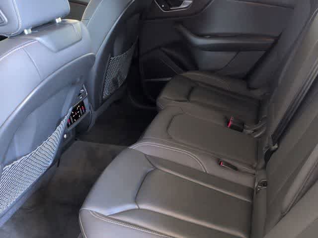Used 2019 Audi Q8 Premium Plus w/ Premium Plus image 21