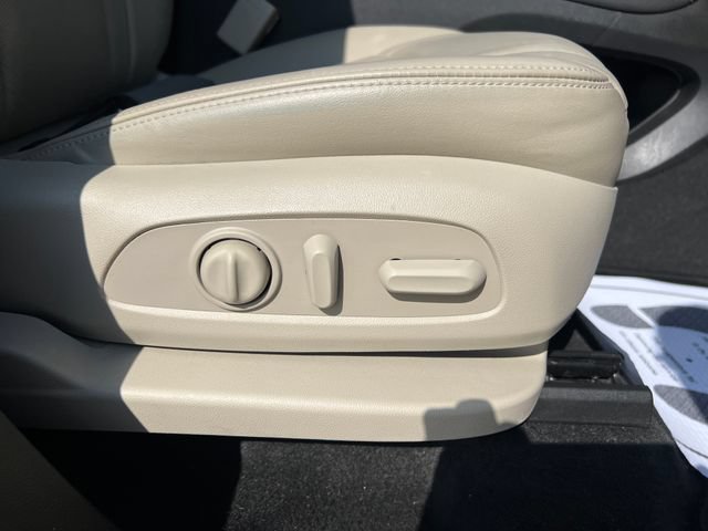 Used 2018 Buick Enclave Essence FWD image 21