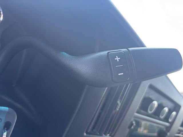 Used 2018 Chevrolet Express 3500 LT w/ LT Preferred Equipment Group RWD image 6