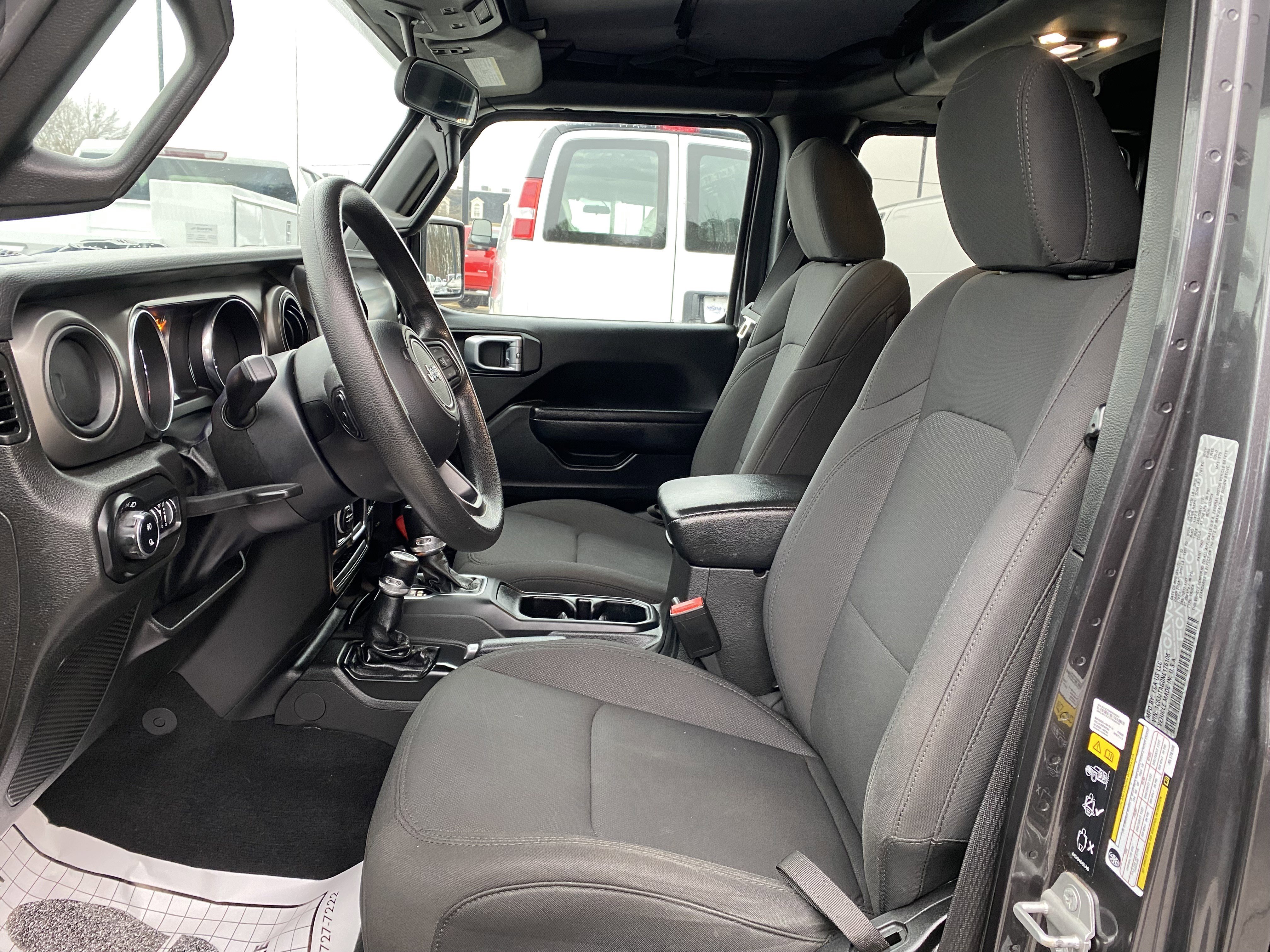 Used 2022 Jeep Gladiator Sport image 16