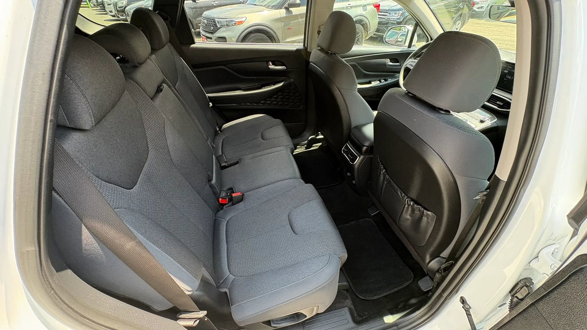 Used 2021 Hyundai Santa Fe SE FWD image 30