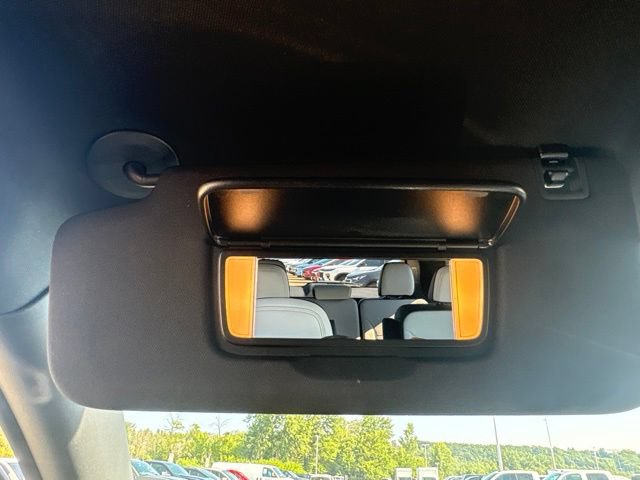 Used 2026 Chevrolet Traverse High Country AWD/4WD image 29