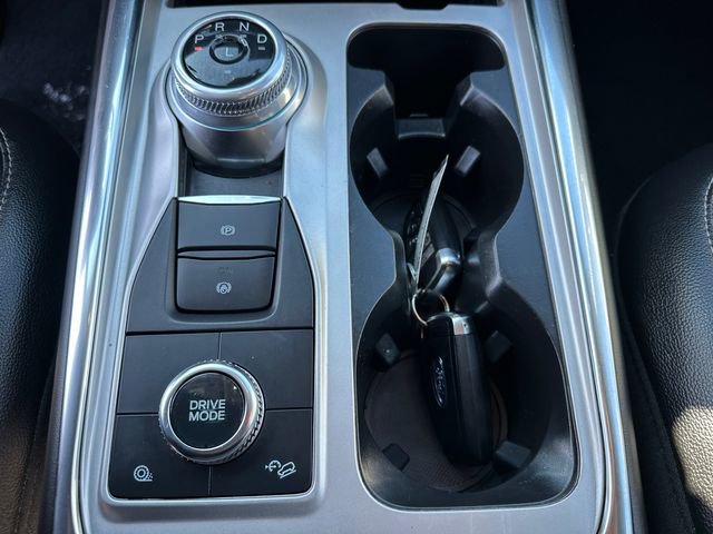 Used 2022 Ford Explorer Limited w/ Limited Technology Package image 35