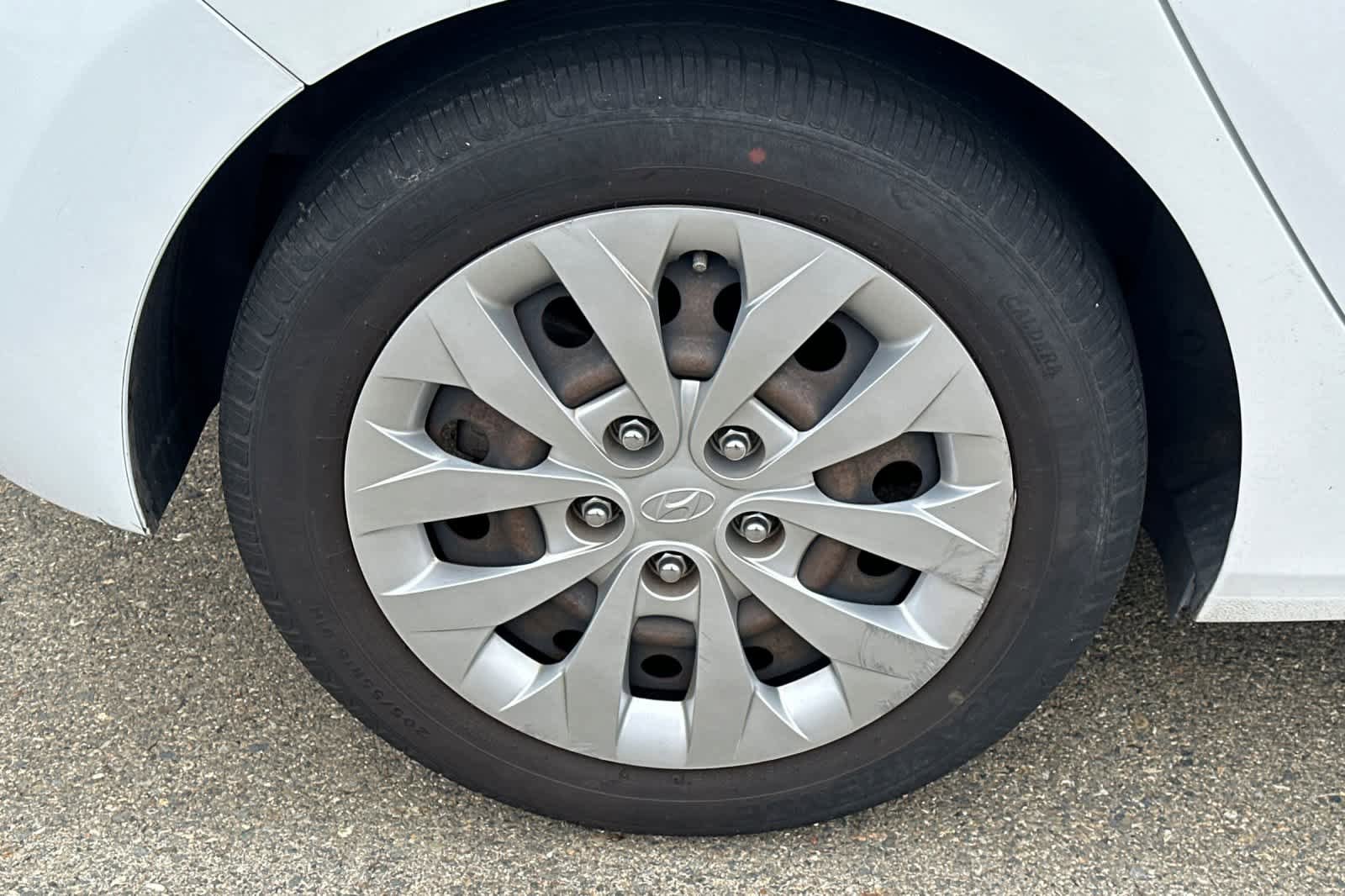 Used 2017 Hyundai Elantra GT FWD image 14