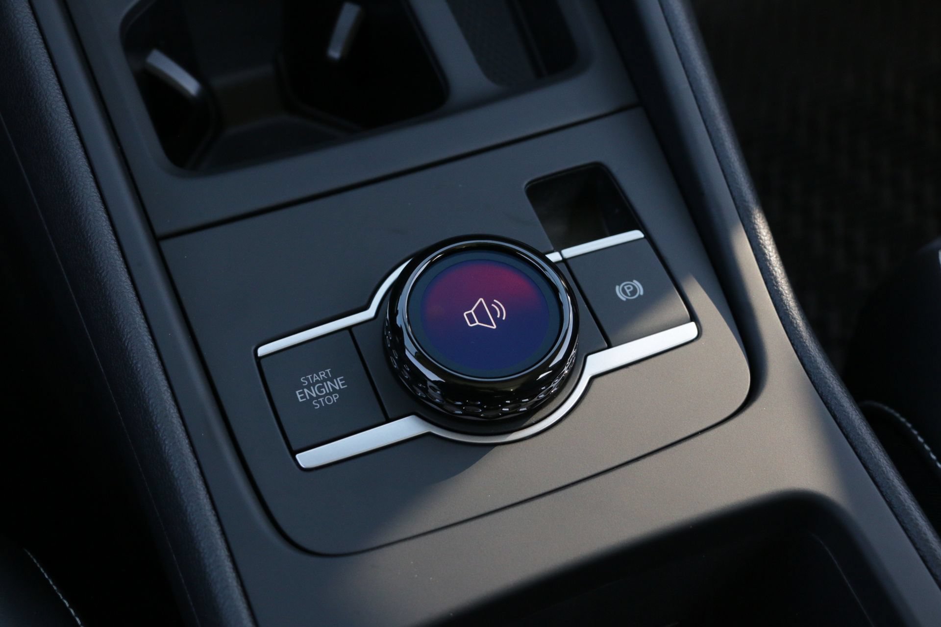 Certified 2026 Volkswagen Tiguan SE FWD image 15