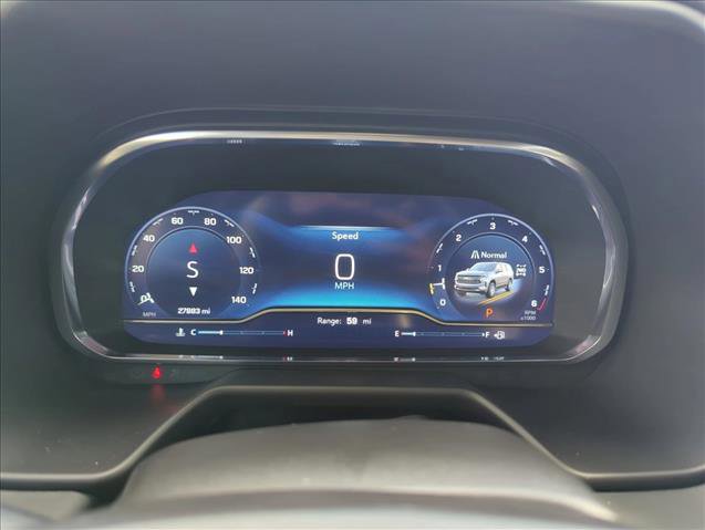 Used 2023 Chevrolet Suburban Z71 w/ Luxury Package AWD/4WD image 10