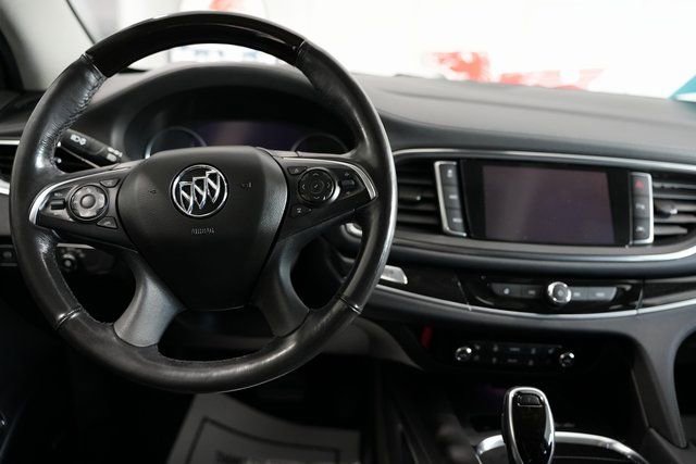 Used 2019 Buick Enclave Avenir w/ Avenir Technology Package image 18
