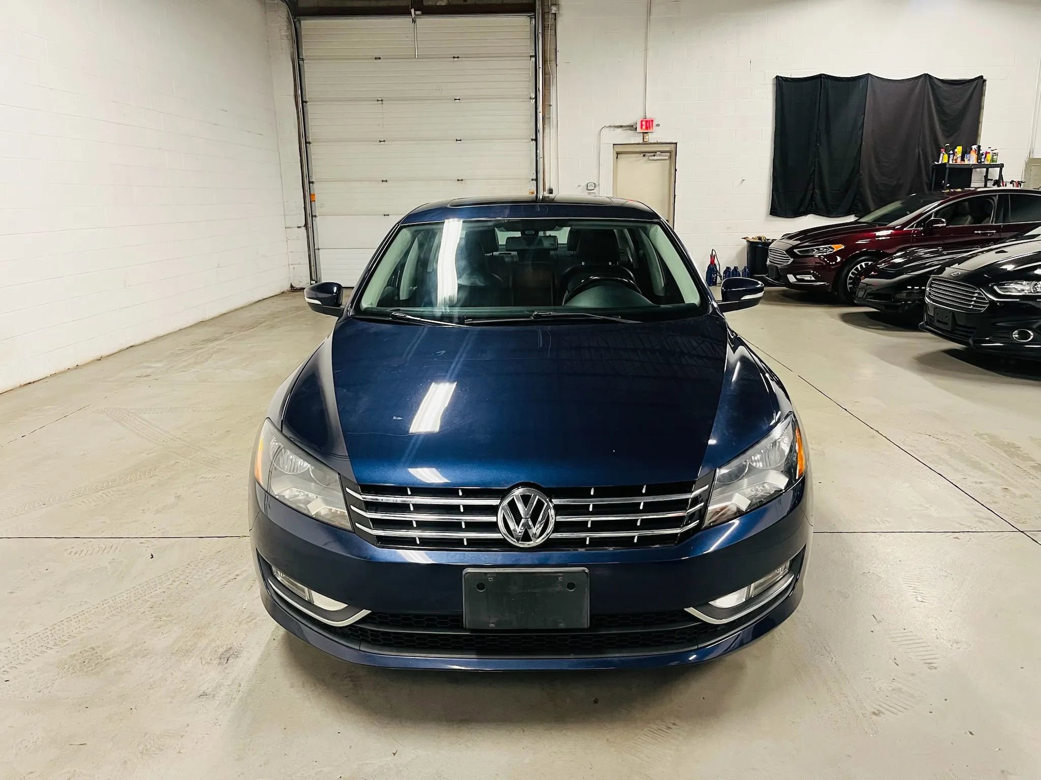 Used 2013 Volkswagen Passat TDI SEL Premium image 3
