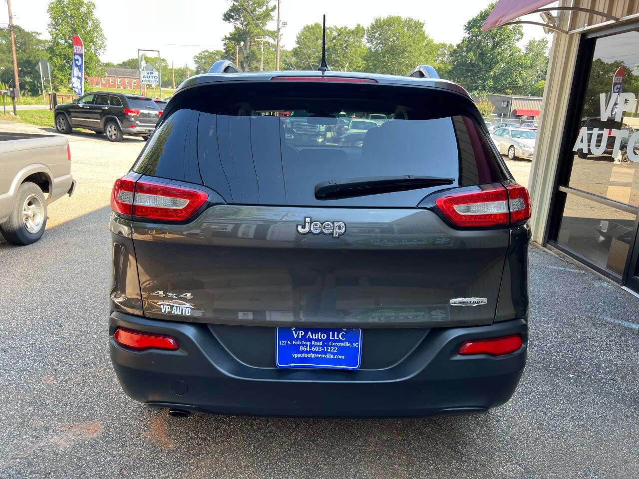 Used 2014 Jeep Cherokee Latitude image 5
