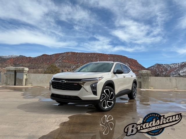 New 2026 Chevrolet Trax RS w/ Driver Confidence Package image 1
