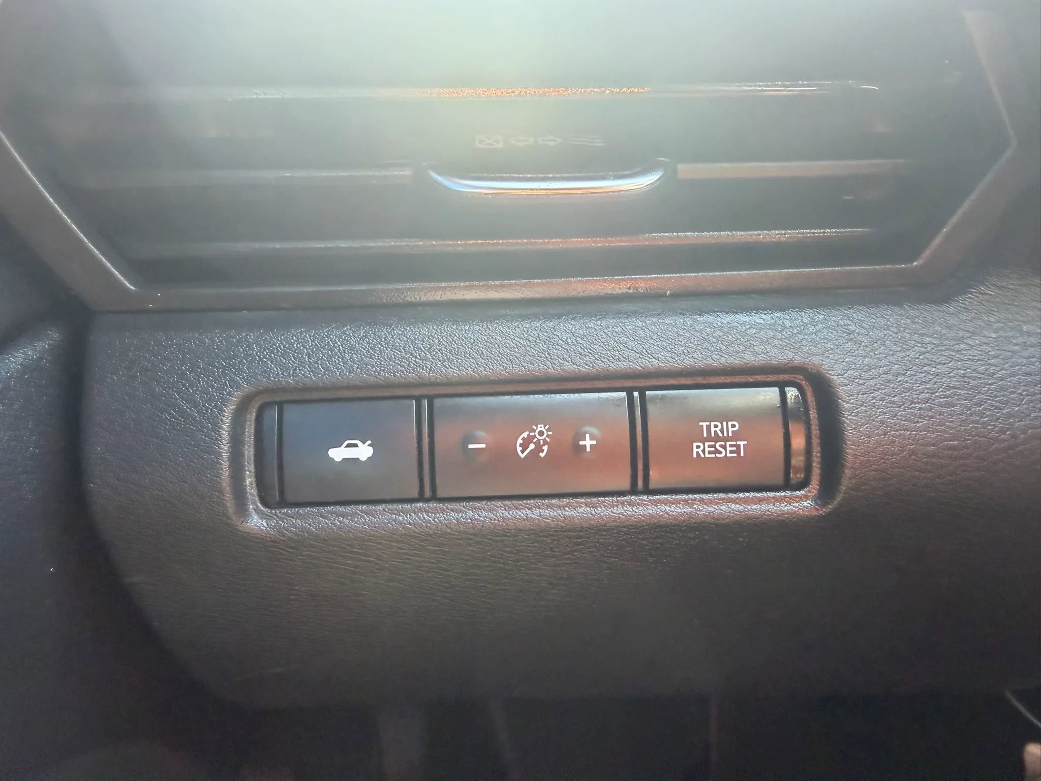 Used 2020 Nissan Altima 2.5 S FWD image 17