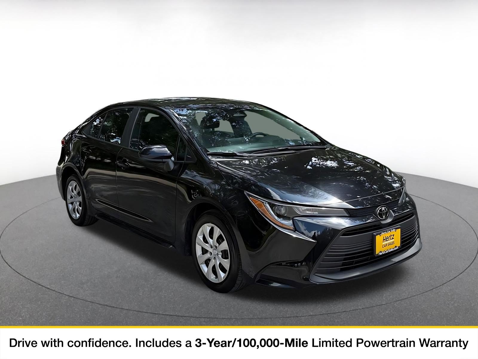 Used 2025 Toyota Corolla LE FWD image 1