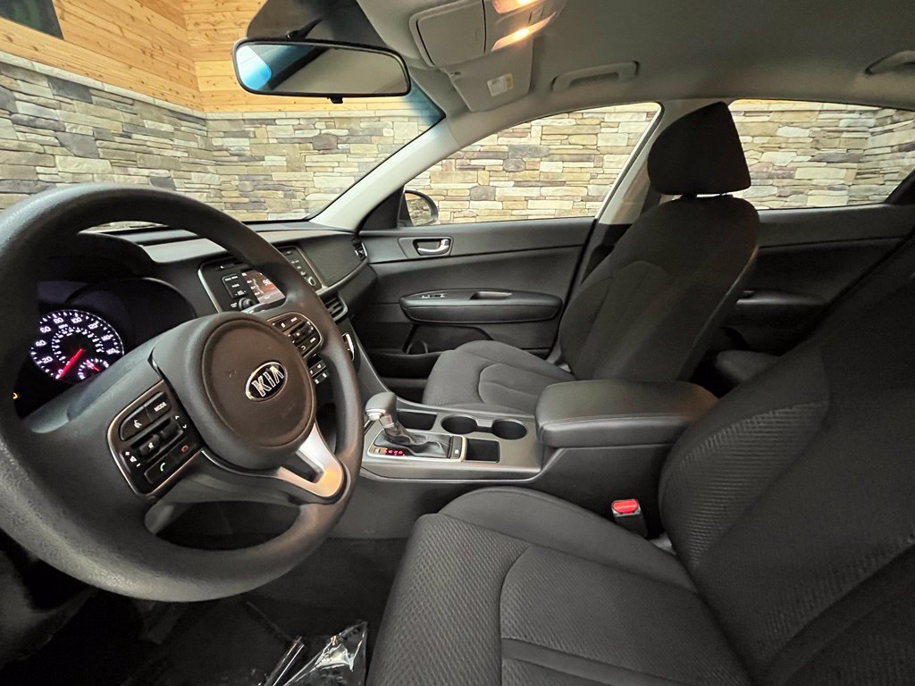 Used 2016 Kia Optima LX FWD image 28