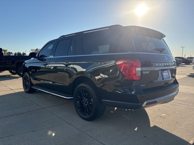 Used 2022 Ford Expedition Max XLT image 6