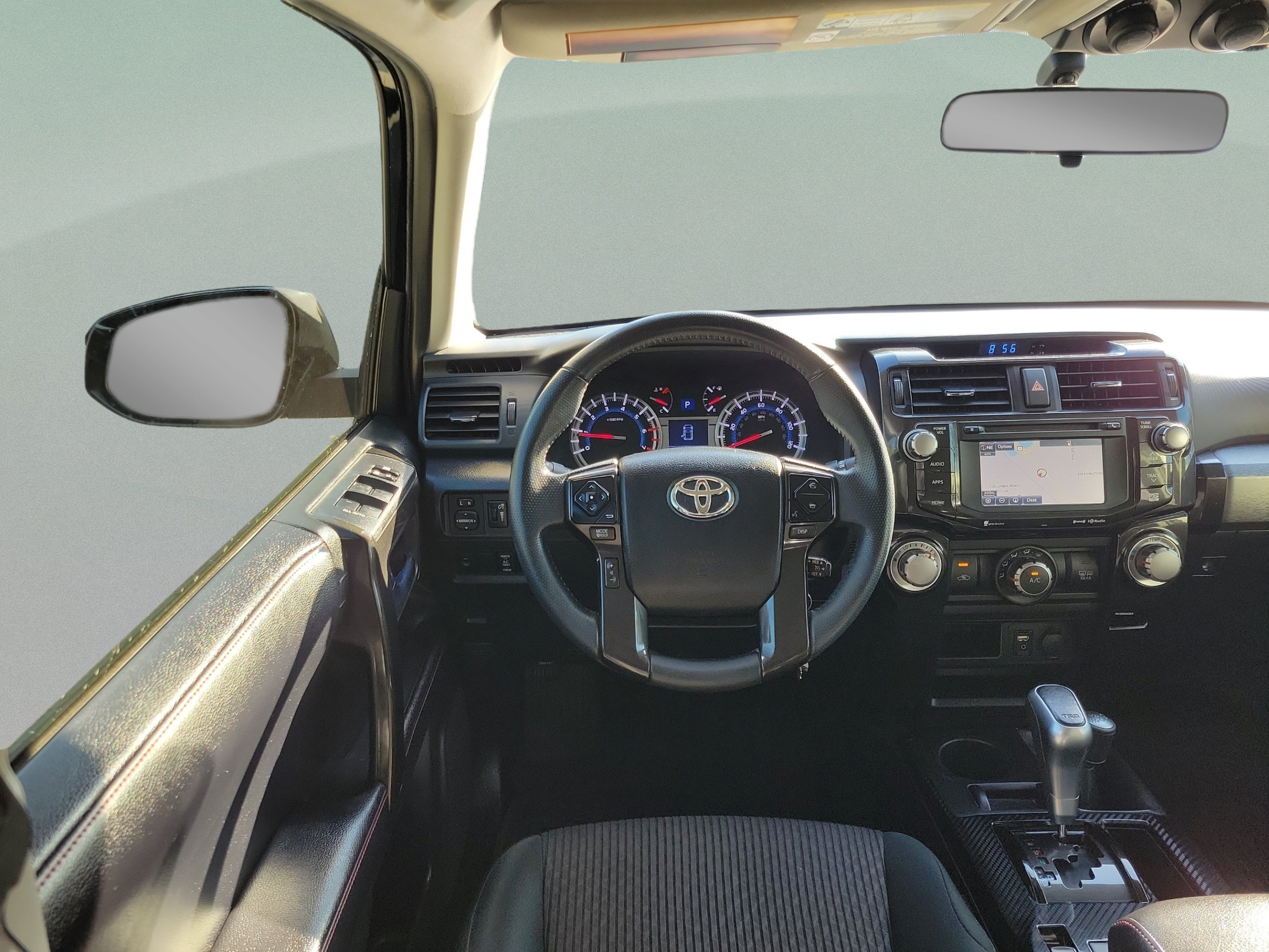 Used 2017 Toyota 4Runner TRD Off-Road AWD/4WD image 23