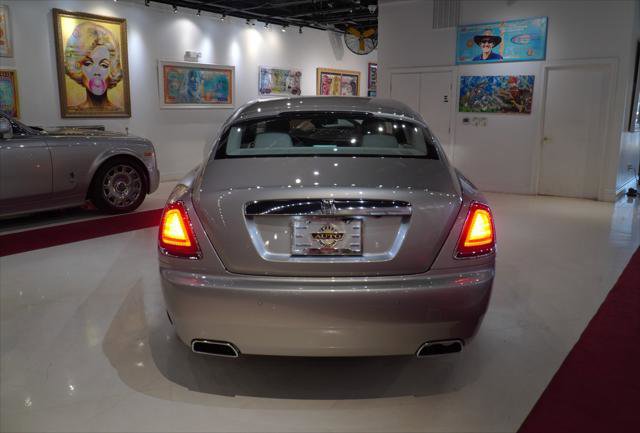 Used 2016 Rolls-Royce Wraith RWD image 6