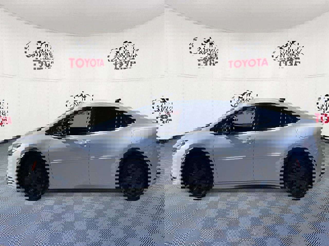 New 2026 Toyota Prius Plug-In Hybrid image 5