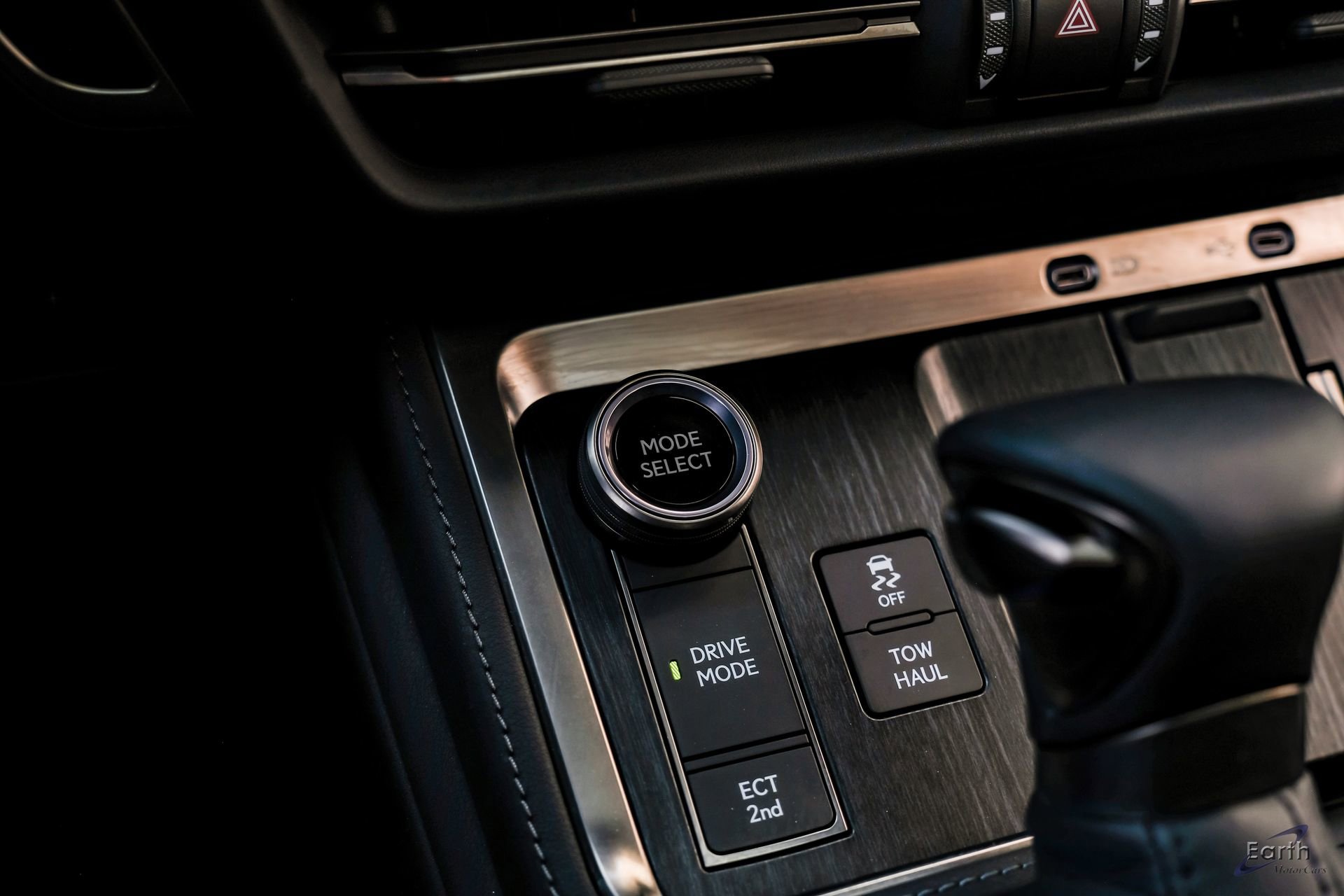 Used 2025 Lexus GX 550 550 Luxury+ HUD Traffic LIFTED w/ Accessory Package (2T) image 66