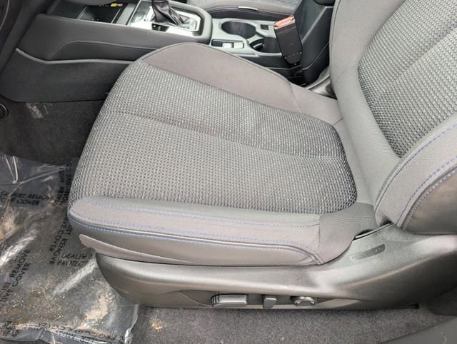 Used 2025 Subaru Forester Premium image 12