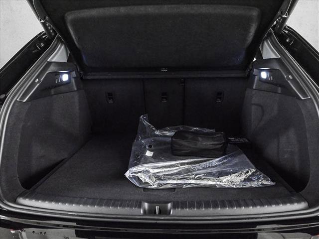 Used 2023 Audi Q4 e-tron Premium Plus w/ Premium Plus image 6