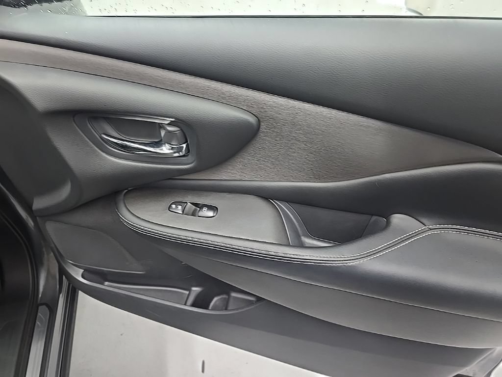 Used 2023 Nissan Murano SV w/ Cargo Package AWD/4WD image 25