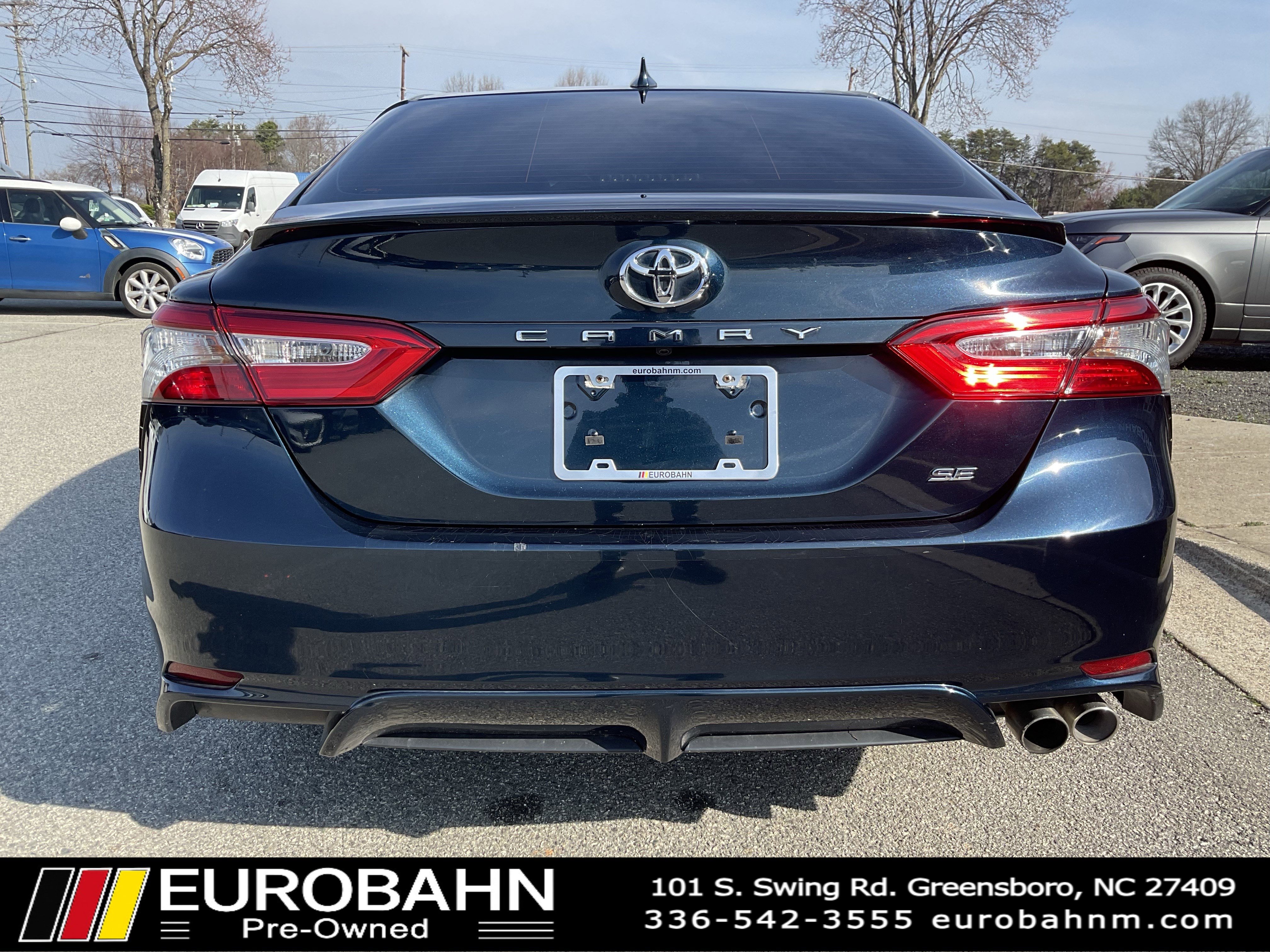 Used 2019 Toyota Camry SE image 4