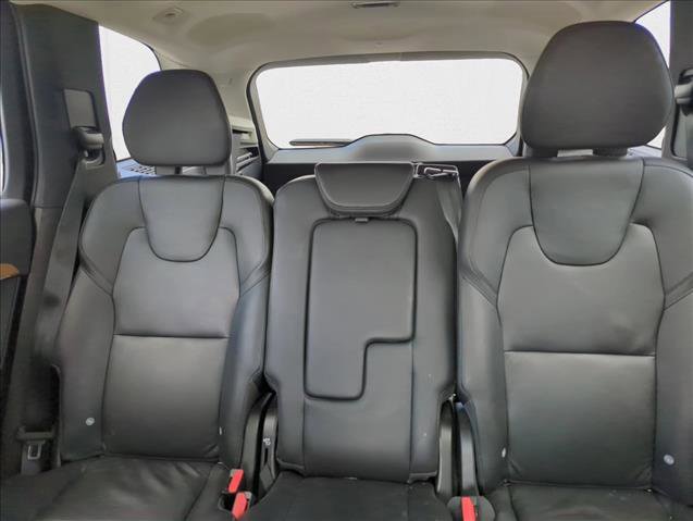 Used 2022 Volvo XC90 T6 Momentum w/ Advanced Package image 27