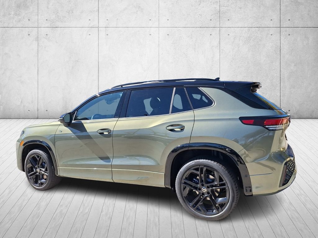 New 2026 Volkswagen Tiguan SE R-Line image 7