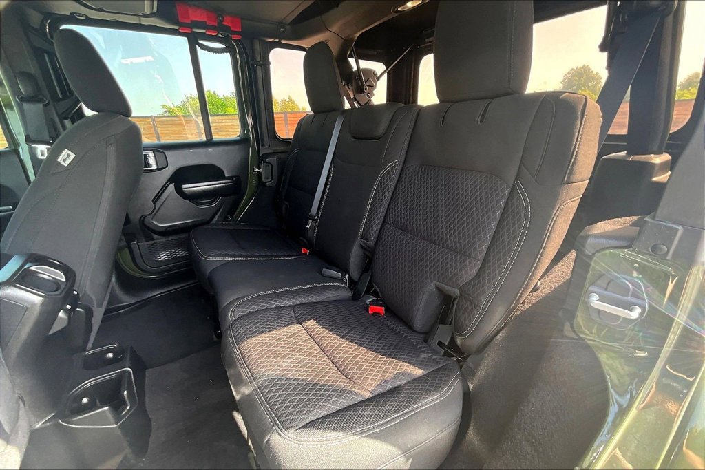 Used 2021 Jeep Wrangler Unlimited Sport AWD/4WD image 28