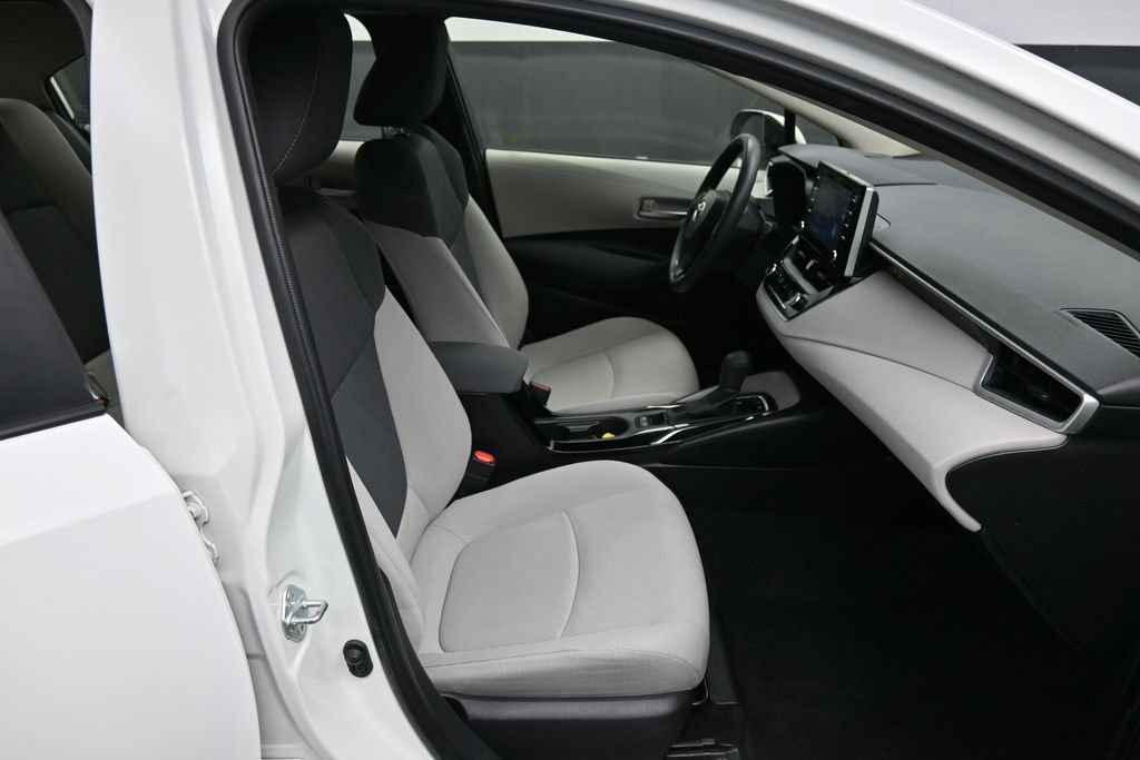 Certified 2020 Toyota Corolla LE FWD image 23