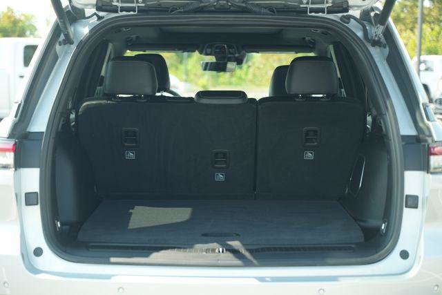 Certified 2025 Jeep Grand Cherokee Limited w/ Luxury Tech Group II AWD/4WD image 20