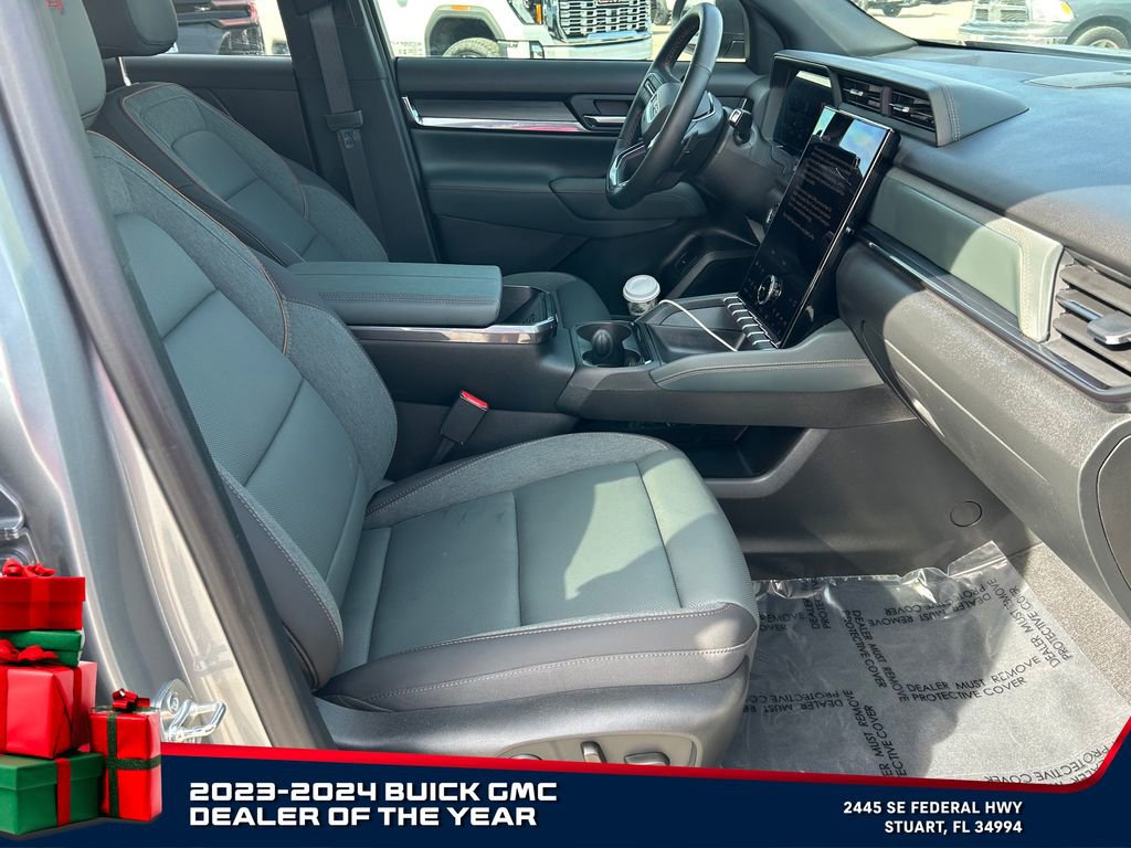 Used 2026 GMC Terrain AT4 w/ Convenience Package III image 19