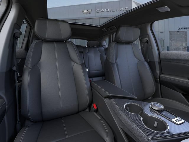 New 2027 Cadillac Optiq Luxury AWD/4WD image 16
