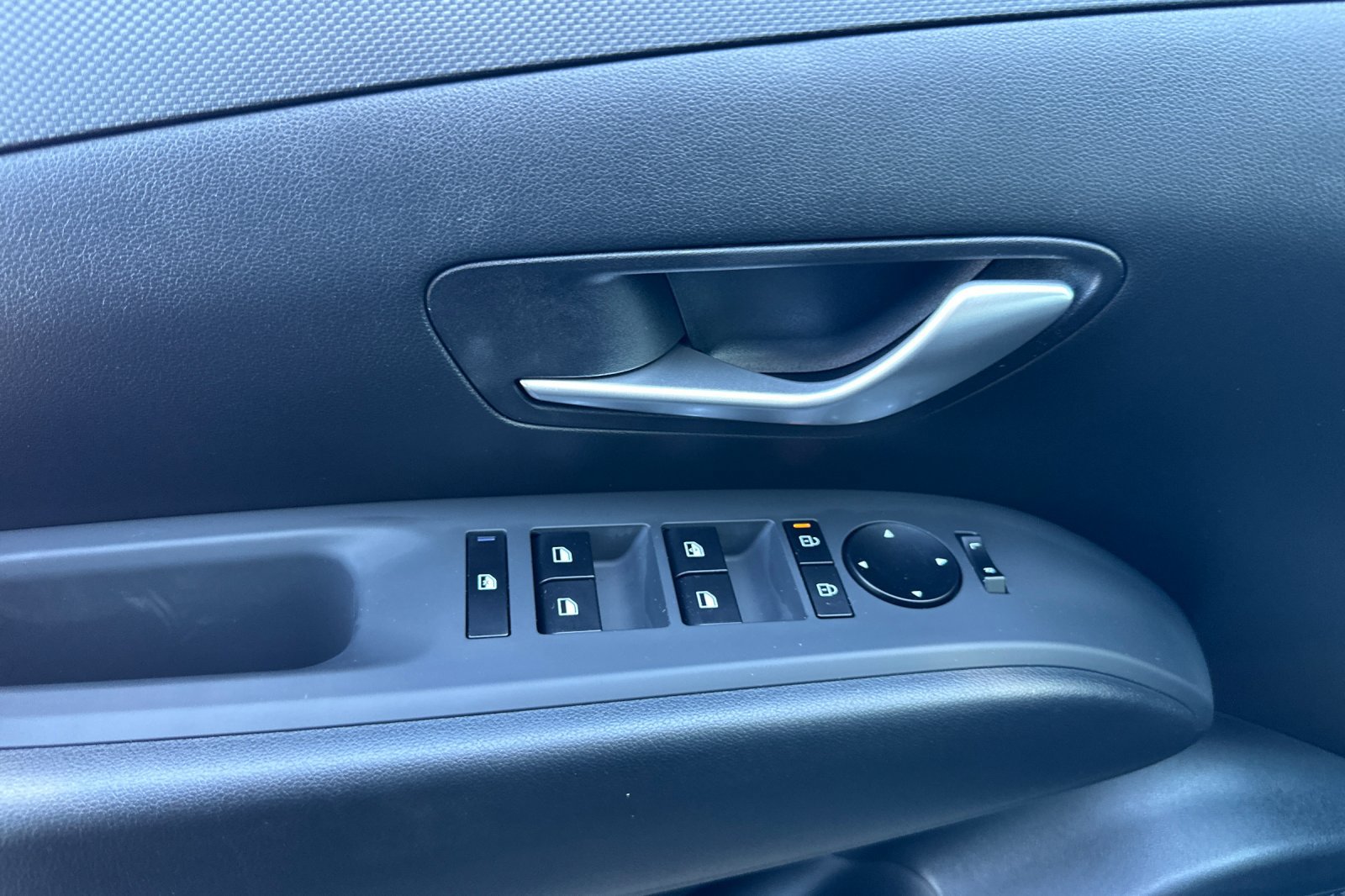New 2027 Hyundai Santa Cruz SE AWD/4WD image 11